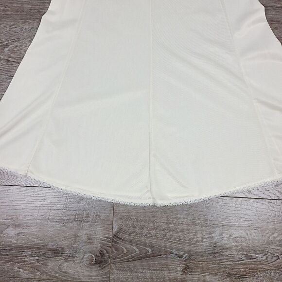 VINTAGE 1970s Ivory Lace Trim Slip Skirt Small-Medium - Picture 10 of 16